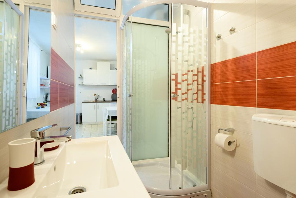 Apartment Mira Trogir Exterior photo